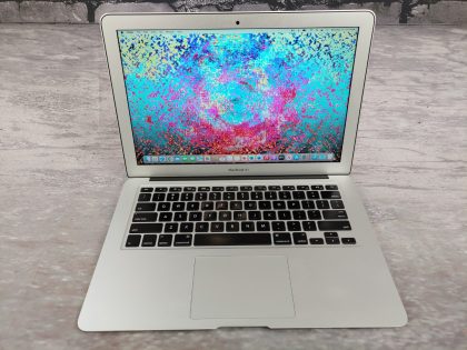 Item Specifics: MPN : MQD32LL/AUPC : N/ABrand : AppleProduct Family : MacBook AirRelease Year : 2017Screen Size : 13-inchProcessor Type : Intel Core i5Processor Speed : 1.8GHz Dual-CoreMemory : 8GB 1600MHz DDR3Storage : 128GB Flash SSDOperating System : 12.3.1 OS X MontereyColor : SilverType : Laptop - 1