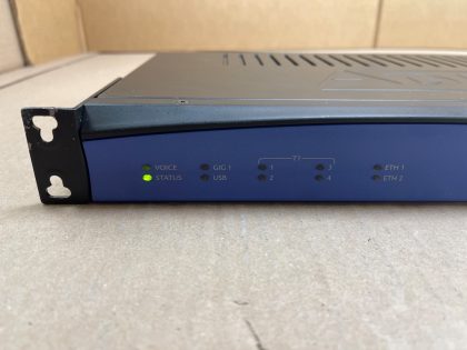 The unit has signs of use. Scratches minor dents and Scuffs. Unit only includes what is shown in pictures.Power cord included.Item Specifics: MPN : 1243908F2UPC : NABrand : ADTRANModel : TOTAL ACCESS TA908 GEN3Number of LAN Ports : 8 FxsType : Router - 1