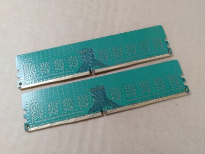 Lot of 2 Sticks -- Excellent Condition! Tested and Pulled from a working environment! **NOT DESKTOP MEMORY**Item Specifics: MPN : MTA9ASF1G72AZ-2G3B1UPC : N/AType : Server MemoryBrand : Micron - 4