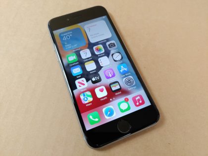 This device is in 100% factory working condition and has been freshly restored to the newest firmware. This device is free of iCloud and ready to use! Battery health is 80% ****THIS LISTING IS FOR THE IPHONE ONLY