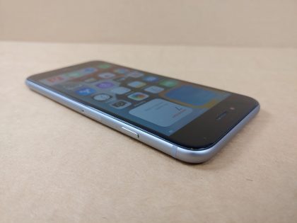 This device is in 100% factory working condition and has been freshly restored to the newest firmware. This device is free of iCloud and ready to use! Battery health is 88% ****THIS LISTING IS FOR THE IPHONE ONLY
