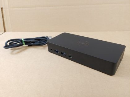 **DOCK ONLY** Good condition! Tested and Fully working as it should!!Item Specifics: MPN : M4R9VUPC : N/ABrand : DellModel : D6000 (M4R9V)Type : Docking Station - 1