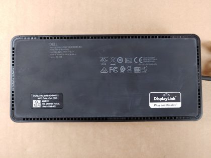 **DOCK ONLY** Good condition! Tested and Fully working as it should!!Item Specifics: MPN : M4R9VUPC : N/ABrand : DellModel : D6000 (M4R9V)Type : Docking Station - 9