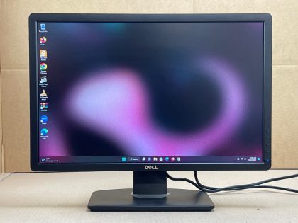 Dell P2213T 22" Monitor w/ VGA