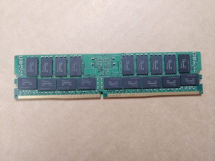 Excellent Condition! Tested and Pulled from a working environment! **NOT DESKTOP MEMORY**Item Specifics: MPN : HMA84GR7MFR4N-UHUPC : N/AType : DDR4 SDRAMForm Factor : RDIMMBrand : HynixNumber of Pins : 288Bus Speed : PC4-19200 (DDR4-2400) - 3
