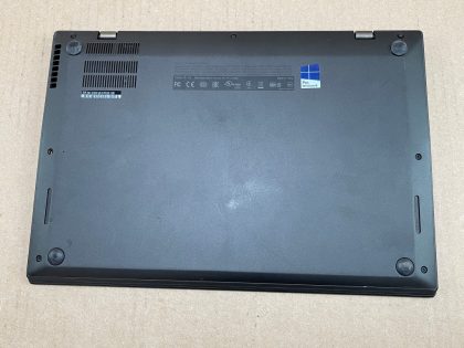 Item Specifics: MPN : Lenovo ThinkPad X1 CarbonUPC : NAType : LaptopBrand : LenovoProduct Line : ThinkPadModel : X1 CarbonOperating System : NoneScreen Size : 14 in Processor Type : UnknownStorage : NoneMemory : UnknownHard Drive Capacity : None - 3