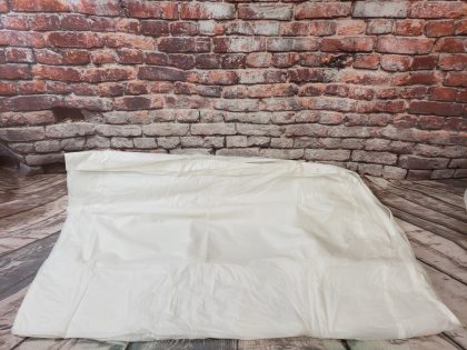 Dust Mites and blocks allergens. Size: Twin (39"x76"x14")Item Specifics: MPN : Zippered Mattress Cover ProtectorUPC : 892694019143Type : Mattress CoverSize : Twin (39"x76"x14")Material : VinylBrand : N/AModel : Mattress Cover Twin - 3