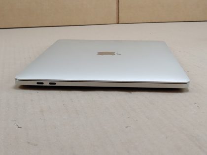 Macbook powers  but will not load any operating system. Screen is in perfect condition without any defects visually what we can see. Whats missing: No ChargerItem Specifics: MPN : Macbook Pro 13 in LaptopUPC : NABrand : AppleProduct Family : Macbook ProRelease Year : 2018Screen Size : 13 inProcessor Type : Intel Core i5Processor Speed : 2.3 GhzMemory : 8 GBStorage : UnknownOperating System : UnknownStorage Type : SSD (Solid State Drive)Type : Laptop - 4