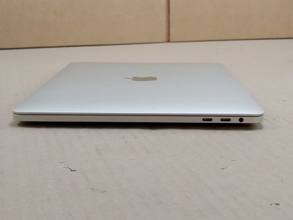 Macbook powers  but will not load any operating system. Screen is in perfect condition without any defects visually what we can see. Whats missing: No ChargerItem Specifics: MPN : Macbook Pro 13 in LaptopUPC : NABrand : AppleProduct Family : Macbook ProRelease Year : 2018Screen Size : 13 inProcessor Type : Intel Core i5Processor Speed : 2.3 GhzMemory : 8 GBStorage : UnknownOperating System : UnknownStorage Type : SSD (Solid State Drive)Type : Laptop - 5