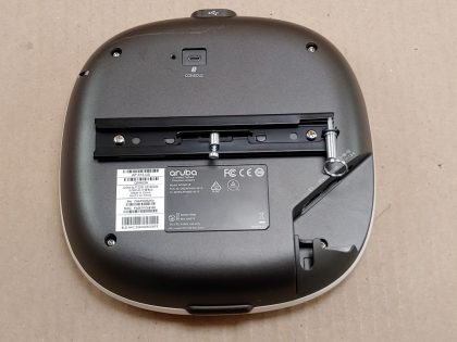 Pulled from a working enviornment. No cables only access pointItem Specifics: MPN : Aruba AP-515UPC : NABrand : ArubaModel : AP-515Network Connectivity : WirelessType : Access Point - 3