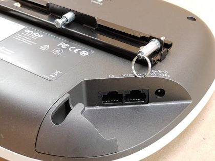 Pulled from a working enviornment. No cables only access pointItem Specifics: MPN : Aruba AP-515UPC : NABrand : ArubaModel : AP-515Network Connectivity : WirelessType : Access Point - 5