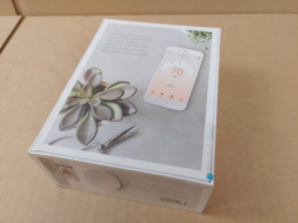 Brand NEW SEALED !!!Item Specifics: MPN : T4000ESUPC : 813917020593Brand : Google NestModel : T4000ES (Nest Thermostat E)Color : WhiteFeatures : Wi-Fi