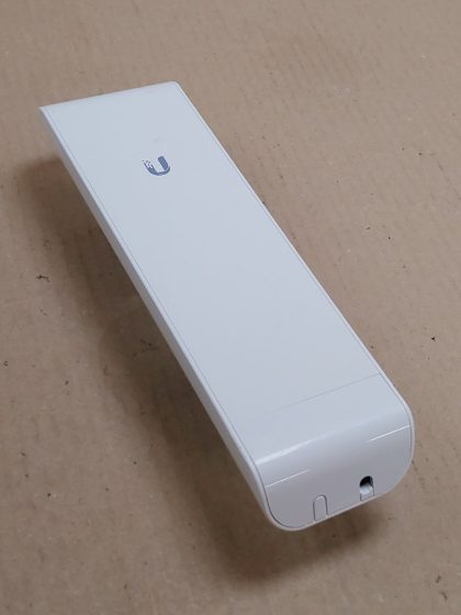 Pulled from a working enviornment.Item Specifics: MPN : Ubiquiti Nanostation M5 NSM5UPC : NABrand : UbiquitiModel : Nanostation M5 NSM5Network Connectivity : WirelessType : Access Point - 1
