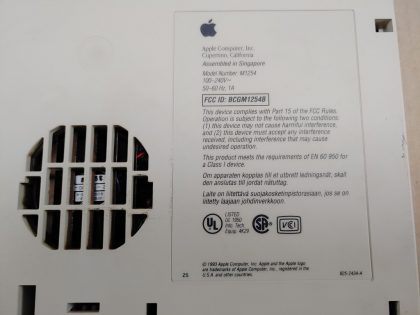 Unit is untested. Actual images of the unit you would receiveItem Specifics: MPN : Macintosh Performa 460 Model M1254 UPC : NAType : ComputerBrand : AppleCompatible Brand : Apple - 7