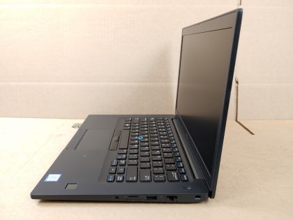 **NO BATTERY / NO OS** Laptop is in excellent physical condition! Boots to the BIOs. Screen is in great condition! **NO POWER ADAPTER INCLUDED**  For your help
