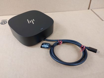 Good Condition! Tested and pulled from a working environment! May have minor cosmetic scratches/scuffs from normal use.  Whats pictured is what you'll receive! **NO POWER ADAPTER INCLUDED**Item Specifics: MPN : 5TW10AA#ABAUPC : N/ACompatible Brand : HPCompatible Product Line : HPCompatible Model : HPPorts/Interfaces : Display Port