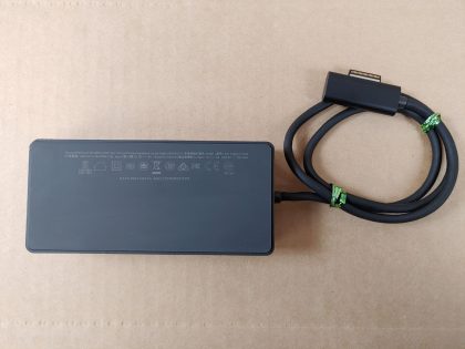 6Bundled Item : OEM 1749 Power AdapterBrand : MicrosoftModel : 1661 Type : Docking Station - 1