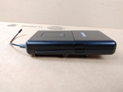 Good Condition! Tested and pulled from a working environment! May have minor cosmetic scratches/scuffs from normal use. Whats pictured is what you'll receive! **NO AA BATTERIES INCLUDED**Item Specifics: MPN : SHURE Wireless PGX1UPC : N/ABrand : SHUREType : Wireless TransmitterModel : PGX1 L5Connectivity : WirelessForm Factor : Receiver/TransmitterColor : BlackFeatures : Built-in Antenna - 4