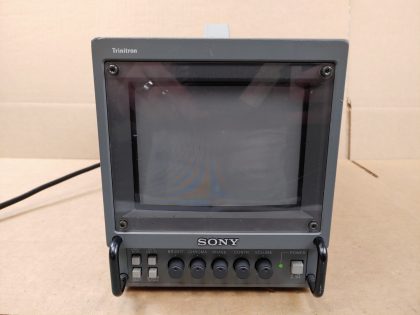 screen doesnt seem to display anything. There is some minor cosmetic scratches. There looks to be a little dust behind the glass. Overall looks to be in good condition! Unable to test and farther then power on. **NO POWER CORD INCLUDED**Item Specifics: MPN : PVM-5041QUPC : N/AType : Video MonitorBrand : SonyModel : PVM-5041QDisplay Type : CRTScreen(s) Size : 5-inch - 1