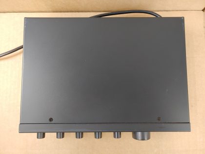 Good Condition! Tested and Pulled from a working environment!Item Specifics: MPN : 18800UPC : N/AType : Mixer AmpBrand : MonopriceModel : 18800 - 2