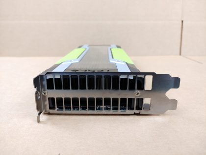 Excellent condition! Tested and Pulled from a working environment!Item Specifics: MPN : Tesla M10UPC : N/AChipset/GPU Manufacturer : NVIDIABrand : NVIDIA / DELLChipset/GPU Model : Tesla M10 (H56H0)Compatible Port/Slot : PCI-Express 3.0 x16APIs : CUDAMemory Size : 32GBMemory Type : GDDR5Type : GPU Accelerator - 5