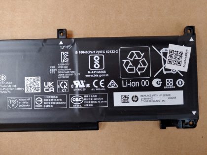 Excellent Condition! Tested! Working as it should!!Item Specifics: MPN : ProBook 450 G9UPC : N/ACompatible Brand : HPCompatible Product Line : For ProBookCompatible Model : For ProBook 450 G9Brand : HP OEMType : Battery - 4