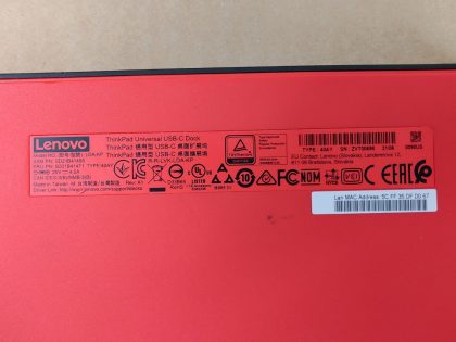 40AYColor : BlackType : Laptop Docking Station - 1