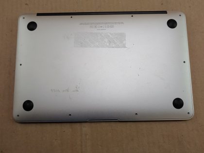 System powers to the operating system but has a few issues. The battery does not hold a charge