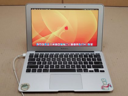 System powers to the operating system but has a few issues. The battery does not hold a charge