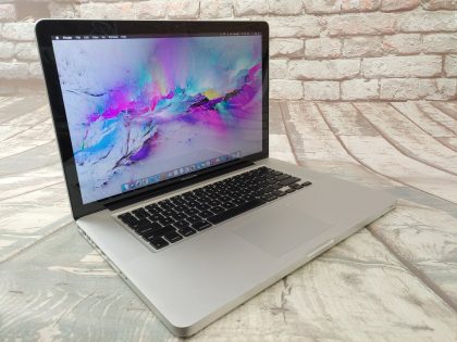 Item Specifics: MPN : MC371LL/AUPC : N/ABrand : AppleProduct Family : MacBook ProRelease Year : 2010Screen Size : 15"inchProcessor Type : Intel Core i5Processor Speed : 2.4GHzMemory : 4GB 1067MHz DDR3Type : LaptopOperating System : 10.13.6 High SierraColor : SilverStorage : 500GB SSD - 1