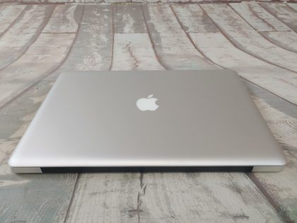 Item Specifics: MPN : MC371LL/AUPC : N/ABrand : AppleProduct Family : MacBook ProRelease Year : 2010Screen Size : 15"inchProcessor Type : Intel Core i5Processor Speed : 2.4GHzMemory : 4GB 1067MHz DDR3Type : LaptopOperating System : 10.13.6 High SierraColor : SilverStorage : 500GB SSD - 3