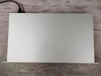 **UNCLAIMED** Good Condition! Tested and Pulled from a working environment! May have minor scratches/scuffs from normal use. **POWERCORD INCLUDED**  ((XL4T))Item Specifics: MPN : MX84-HWUPC : N/AType : FirewallForm Factor : Rack-MountableBrand : CISCO MerakiModel : MX84-HW - 4