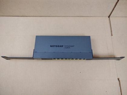 pulled from a working environment. **NO POWER ADAPTER INCLUDED**Item Specifics: MPN : GS108PPUPC : N/AType : Ethernet SwitchForm Factor : Rack-MountableBrand : NETGEARModel : GS108PPNetwork Management Type : UnmanagedNumber of LAN Ports : 8Max. Data Transfer Rate : 1 GbpsEthernet Technology : Gigabit Ethernet (1000-Mbit/s) - 2