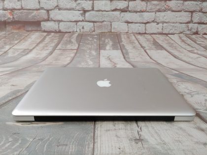Item Specifics: MPN : MC371LL/AUPC : N/ABrand : AppleProduct Family : Macbook ProRelease Year : 2010Screen Size : 15"inchProcessor Type : Intel Core i5Processor Speed : 2.53GHzMemory : 8GBType : LaptopOperating System : 10.13.6 High SierraBundled Items : Power AdapterStorage : 750GB - 7