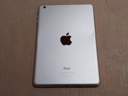 Item Specifics: MPN : Apple iPad Mini 1 16GBUPC : NABrand : AppleType : TabletProduct Line : iPadOperating System : iOSScreen Size : 7.9 inStorage Capacity : 16 GBColor : WhiteInternet Connectivity : Wi-Fi - 5