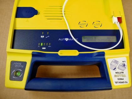Excellent condition! Pulled from a working environment! Whats shown in the pictures is what you'll receiveItem Specifics: MPN : POWERHEART AED G3UPC : N/ABrand : Cardiac ScienceModel : POWERHEART AED G3Type : AED/Defibrillator - 5