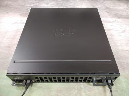 Good Condition! Tested and Pulled from a working environment! There is some minor cosmetic scratches/scuffs from normal use. **NO POWER CORDS INCLUDED**Item Specifics: MPN : ISR4451-X/K9 V07UPC : N/AForm Factor : Rack-MountableBrand : CiscoModel : ISR4451-X/K9 V07Network Connectivity : Wired-Ethernet (RJ-45)Max. LAN Data Rate : 1000 Mbps/1 GbpsType : Ethernet SwitchNumber of LAN Ports : 4 - 4