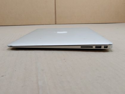 System boots to High Sierra operating system. Some of the keys on the keyboard are not working like the F4 and F12 keys. No bottom case screws. Battery seems to charge but seems to not hold a good charge. Default password for the operating system is 123456. No power cord.Item Specifics: MPN : Apple Macbook Air 13 2010UPC : NABrand : AppleProduct Family : Macbook AirRelease Year : 2010Screen Size : 13 inProcessor Type : Intel Core 2 DuoProcessor Speed : 2.13 GhzMemory : 4 GBStorage : 128 GBOperating System : High SierraType : LaptopStorage Type : SSD (Solid State Drive) - 6