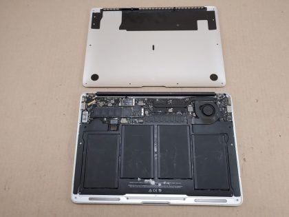 System boots to High Sierra operating system. Some of the keys on the keyboard are not working like the F4 and F12 keys. No bottom case screws. Battery seems to charge but seems to not hold a good charge. Default password for the operating system is 123456. No power cord.Item Specifics: MPN : Apple Macbook Air 13 2010UPC : NABrand : AppleProduct Family : Macbook AirRelease Year : 2010Screen Size : 13 inProcessor Type : Intel Core 2 DuoProcessor Speed : 2.13 GhzMemory : 4 GBStorage : 128 GBOperating System : High SierraType : LaptopStorage Type : SSD (Solid State Drive) - 10