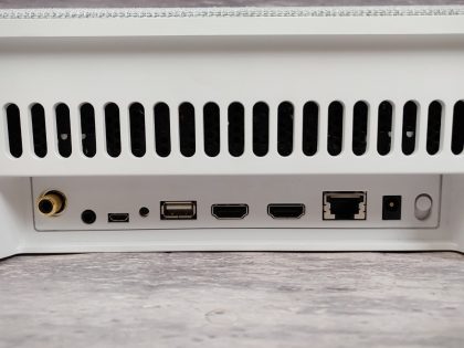 Good condition! Tested and working as it should. Pulled from a working environment! May have a minor cosmetic scratch/scuff from normal use. **NO POWER ADAPTER OR MOUNTING BRACKET INCLUDED**Item Specifics: MPN : CS-QUADCAMUPC : N/AType : Video ConferencingBrand : CiscoModel : CS-QUADCAM V01 / TTC8-10Series : Cisco Webex - 6