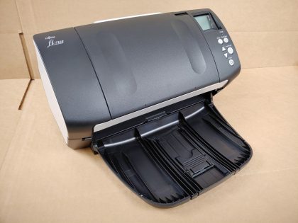 Good Condition! Tested and pulled from a working environment! There may be a few minor cosmetic scratches/scuffs from normal use. USB 3.0 CABLE INCLUDED. **NO POWER ADAPTER OR TRAY INCLUDED**Item Specifics: MPN : fi-7160UPC : N/AType : Color Document ScannerBrand : FujitsuModel : fi-7160Scanning Resolution : 600x600 DPIColor Depth : 24 BitImage Sensor : CCDConnectivity : USB 3.0 - 2