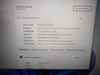 also a small scuff in the top right corner of the screen (View images 8 & 9). Fully Tested & 100% Functional ready to use out of the box