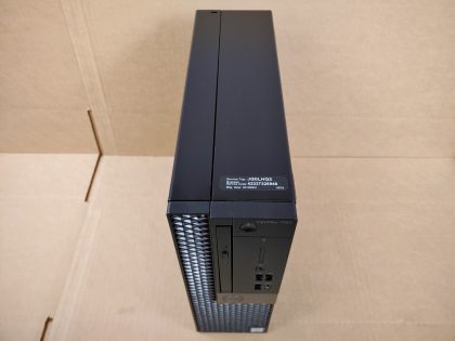 please use any TV or Monitor of your choice with this Dell OptiPlex