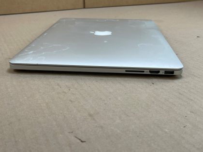 Macbook pro powers and works normally but the lcd display is damaged and has a white bar on the right side of the screen. Operating system has been refreshed to a clean state. Operating System Password: 123456. Power cord is not included.Item Specifics: MPN : ME664LL/AUPC : NABrand : AppleProduct Family : Macbook ProRelease Year : 2013Screen Size : 15 inProcessor Type : Intel Core i7Processor Speed : 2.40 GhzMemory : 16 GBStorage : 256 GBOperating System : Catalina (10.15)Type : LaptopStorage Type : SSD (Solid State Drive) - 2