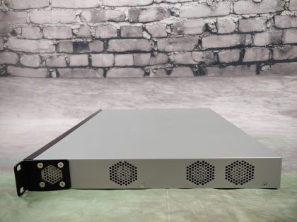 Great Condition! Tested and pulled from a working environment! **POWER CORD INCLUDED**Item Specifics: MPN : SG350X-48P-K9UPC : N/AType : Ethernet SwitchForm Factor : Rack-MountableBrand : CiscoModel : SG350X-48P-K9 V03Network Management Type : Fully ManagedNumber of LAN Ports : 48Max. Data Transfer Rate : 1 Gbps - 6