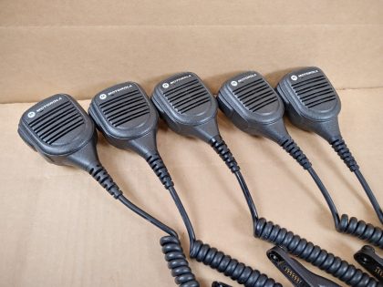 LOT of 5 - Good condition! Tested and pulled from a working environment!Item Specifics: MPN : PMMN4050AUPC : N/ABrand : MotorolaModel : PMMN4050ACompatible Brand : For MotorolaCompatible Model : For MotorolaType : SpeakerTo Fit : Two-Way Radio - 2
