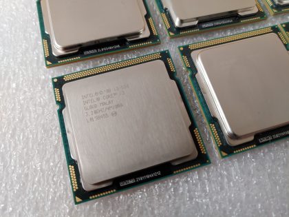 **LOT of 6** Great Condition! Tested and Pulled from a working environment!!Item Specifics: MPN : SLBUDUPC : N/ABrand : IntelProcessor Type : Core i3 1st GenNumber of Cores : 2Socket Type : LGA1156 / Socket H2Clock Speed : 3.20GHzBus Speed : 2.5GT/sL2 Cache : 512MBL3 Cache : 4MBType : ProcessorProcessor Model : Intel Core i3-550 - 3
