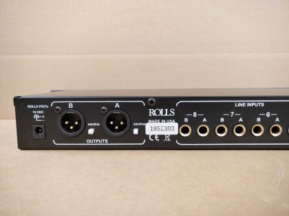 Analog XLR OutNumber of Channels : 8Type : Line MixerNumber of Mic Inputs : 4Number of Line Inputs : 4 - 3