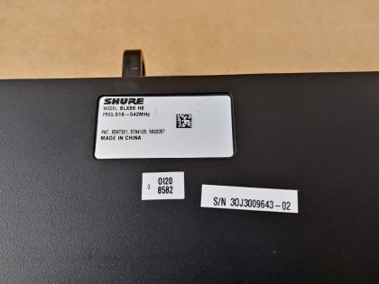 Great condition! Tested and pulled from a working environment! **OEM POWER ADAPTER INCLUDED**Item Specifics: MPN : BLX88 H8UPC : N/ABrand : SHUREType : Microphone ReceiverModel : BLX88 H8Connectivity : WirelessFrequency Range : 518-542 MHzForm Factor : Microphone Receiver - 11