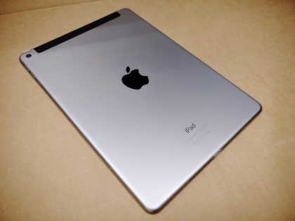 hardly noticable. Updated to the latest iOS.Item Specifics: MPN : MGJP2LL/AUPC : N/ABrand : AppleType : TabletProduct Line : iPad Air 2Operating System : iOS 15.8.2Screen Size : 9.7"Storage Capacity : 64GBColor : Space GrayConnectivity : Bluetooth / LightningCarrier : UnlockedModel : Apple iPad Air 2Internet Connectivity : Wi-Fi / Cellular(4G) - 3